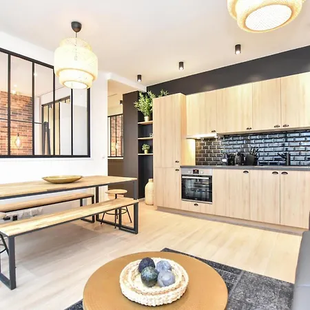 Appartement Cmg - Rochechouart Barbes Parijs