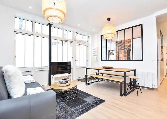 Cmg - Rochechouart Barbes Apartament *