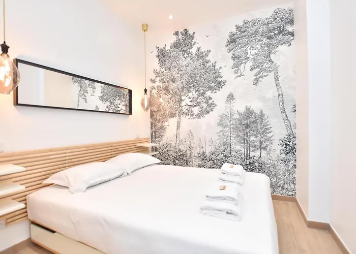Cmg - Rochechouart Barbes Apartament *